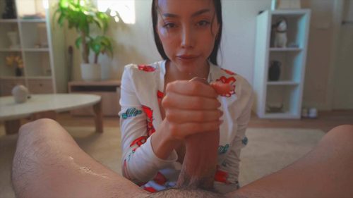 Ruth Lee – Mamada descuidada y tragar